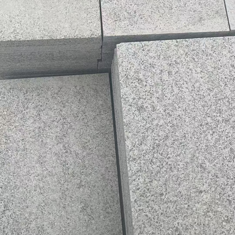 商丘芝麻白地铺石石材厂家